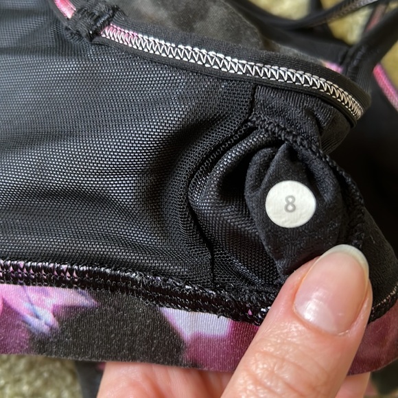 Lululemon bra - Picture 8 of 8